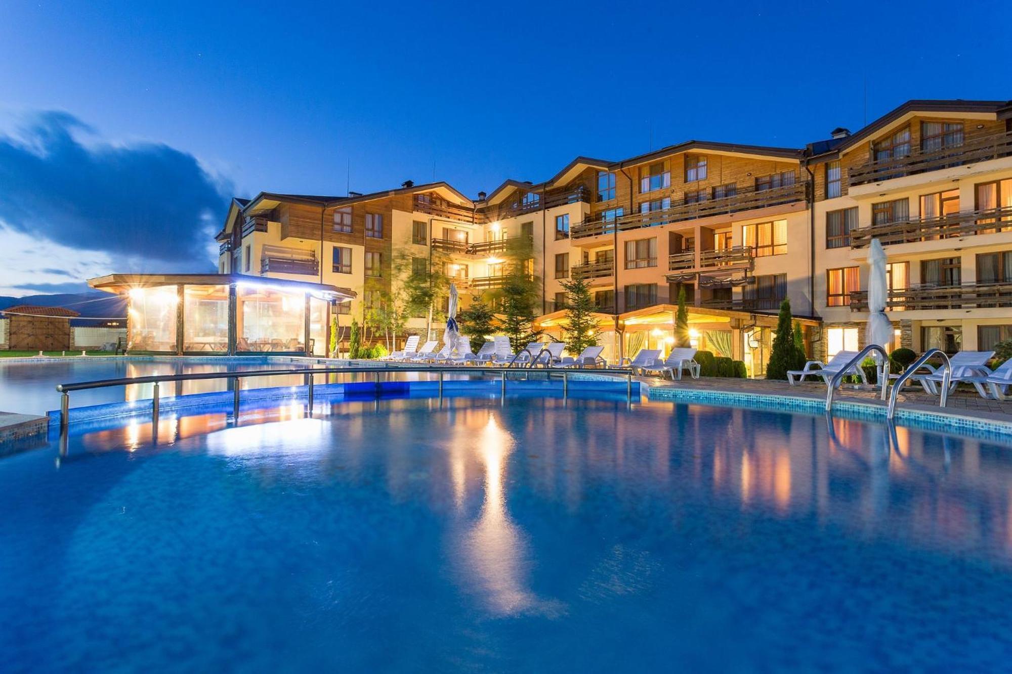 Green Wood Hotel & Spa Bansko Bagian luar foto