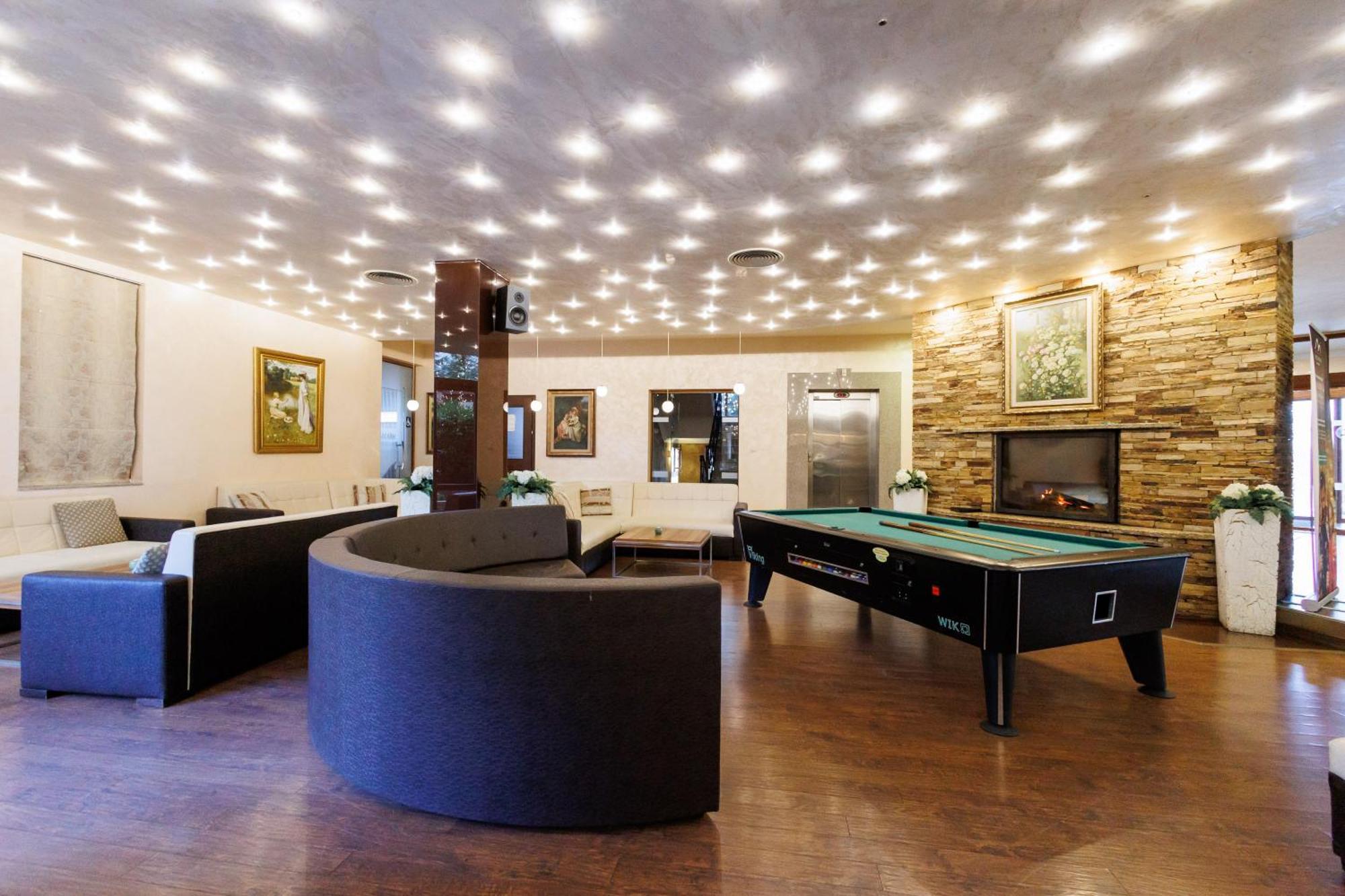Green Wood Hotel & Spa Bansko Bagian luar foto