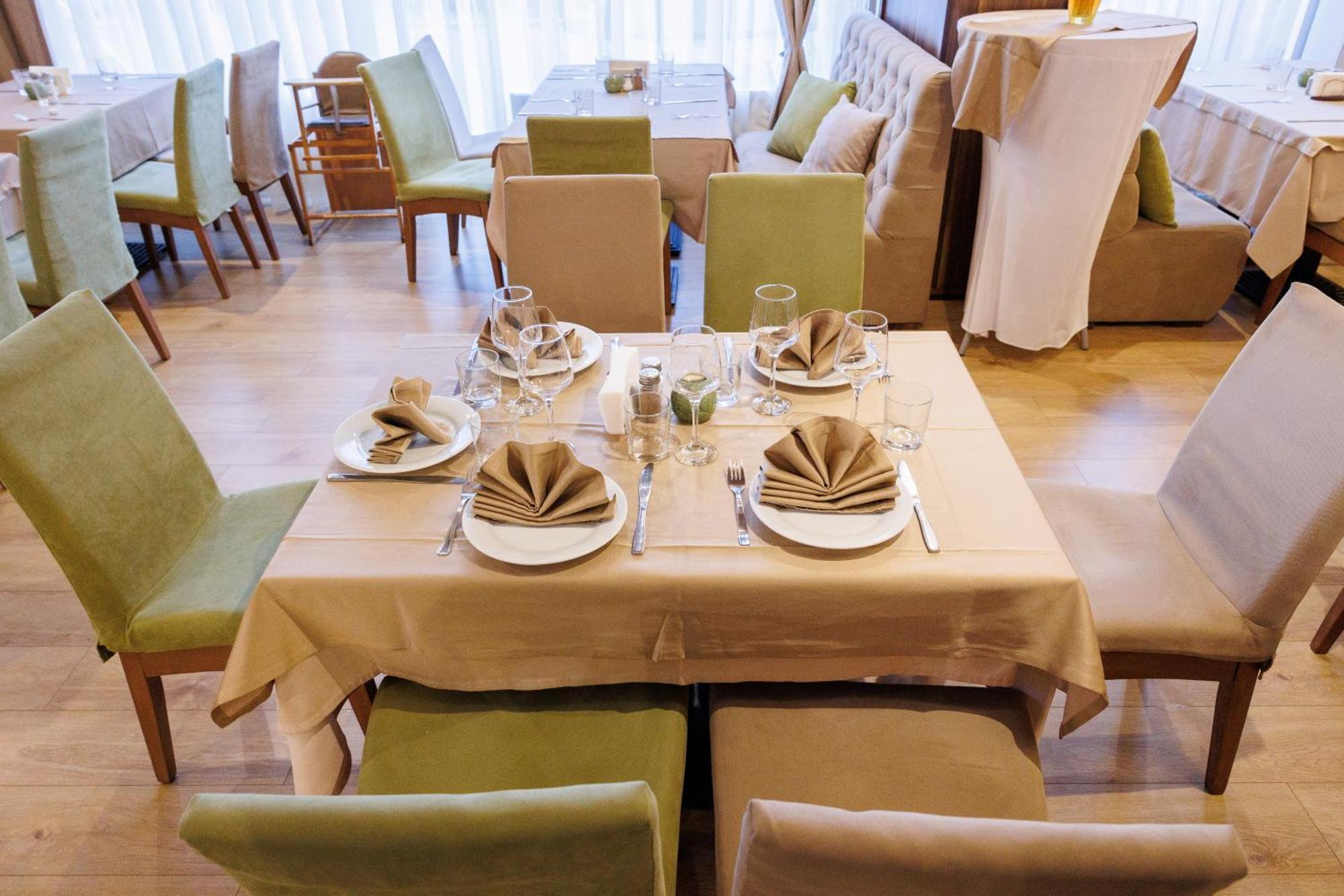 Green Wood Hotel & Spa Bansko Bagian luar foto