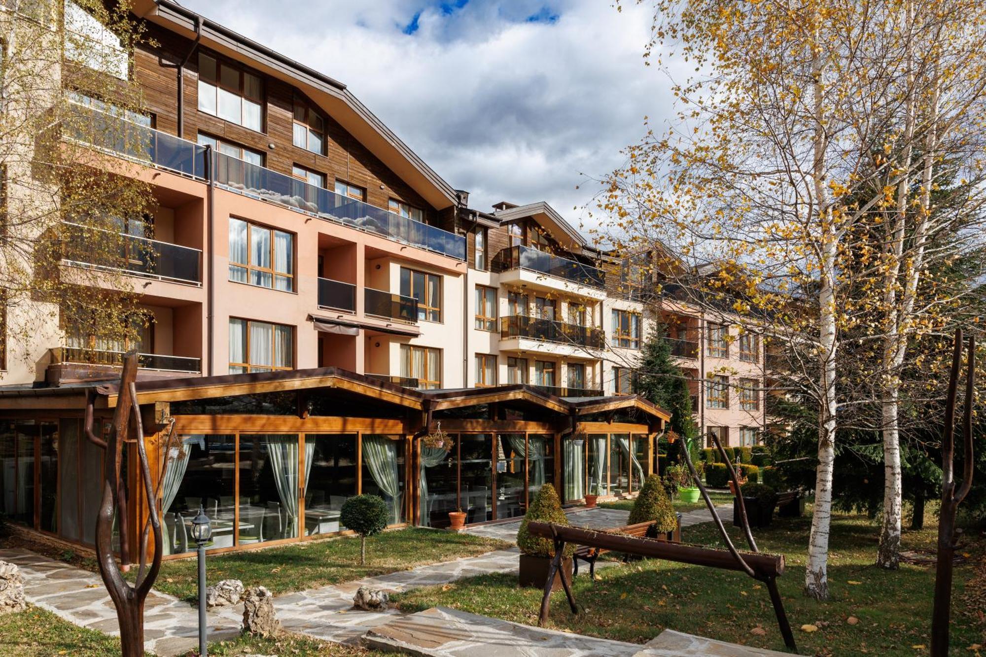 Green Wood Hotel & Spa Bansko Bagian luar foto