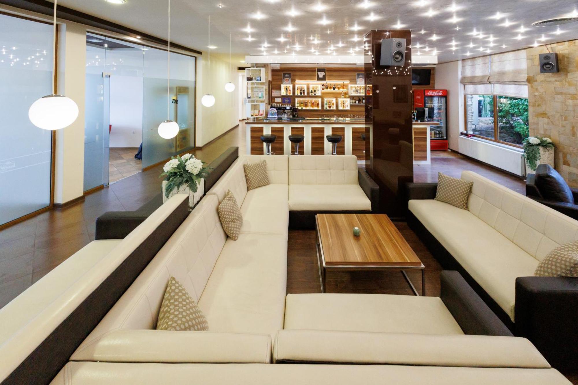 Green Wood Hotel & Spa Bansko Bagian luar foto
