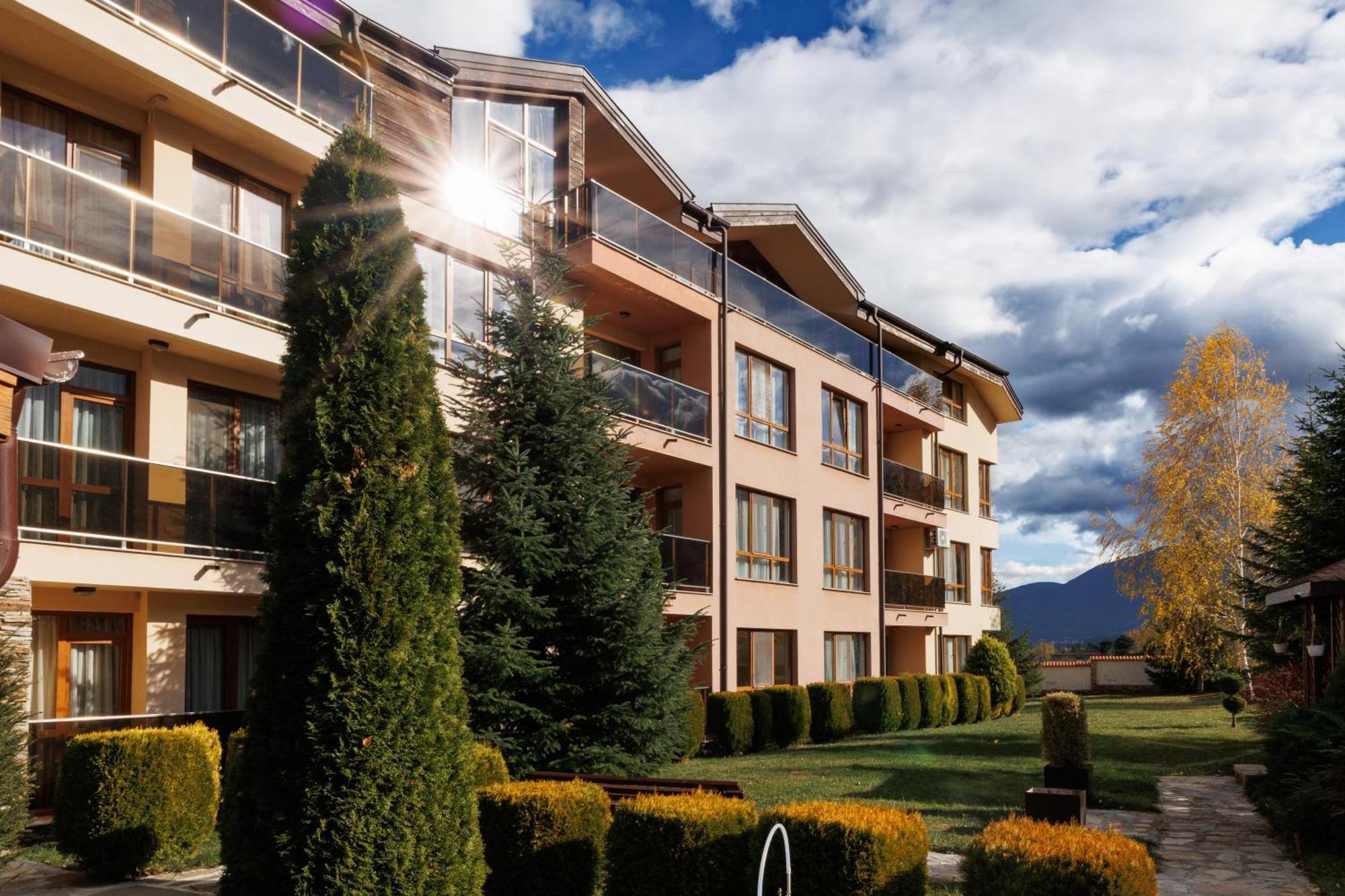 Green Wood Hotel & Spa Bansko Bagian luar foto