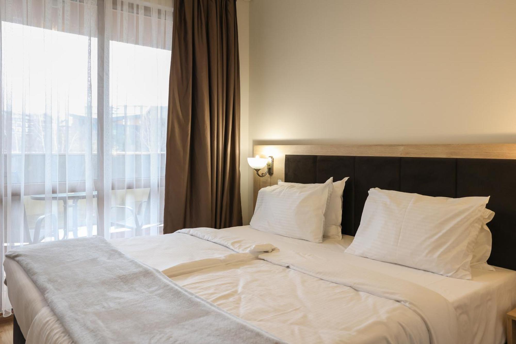 Green Wood Hotel & Spa Bansko Bagian luar foto