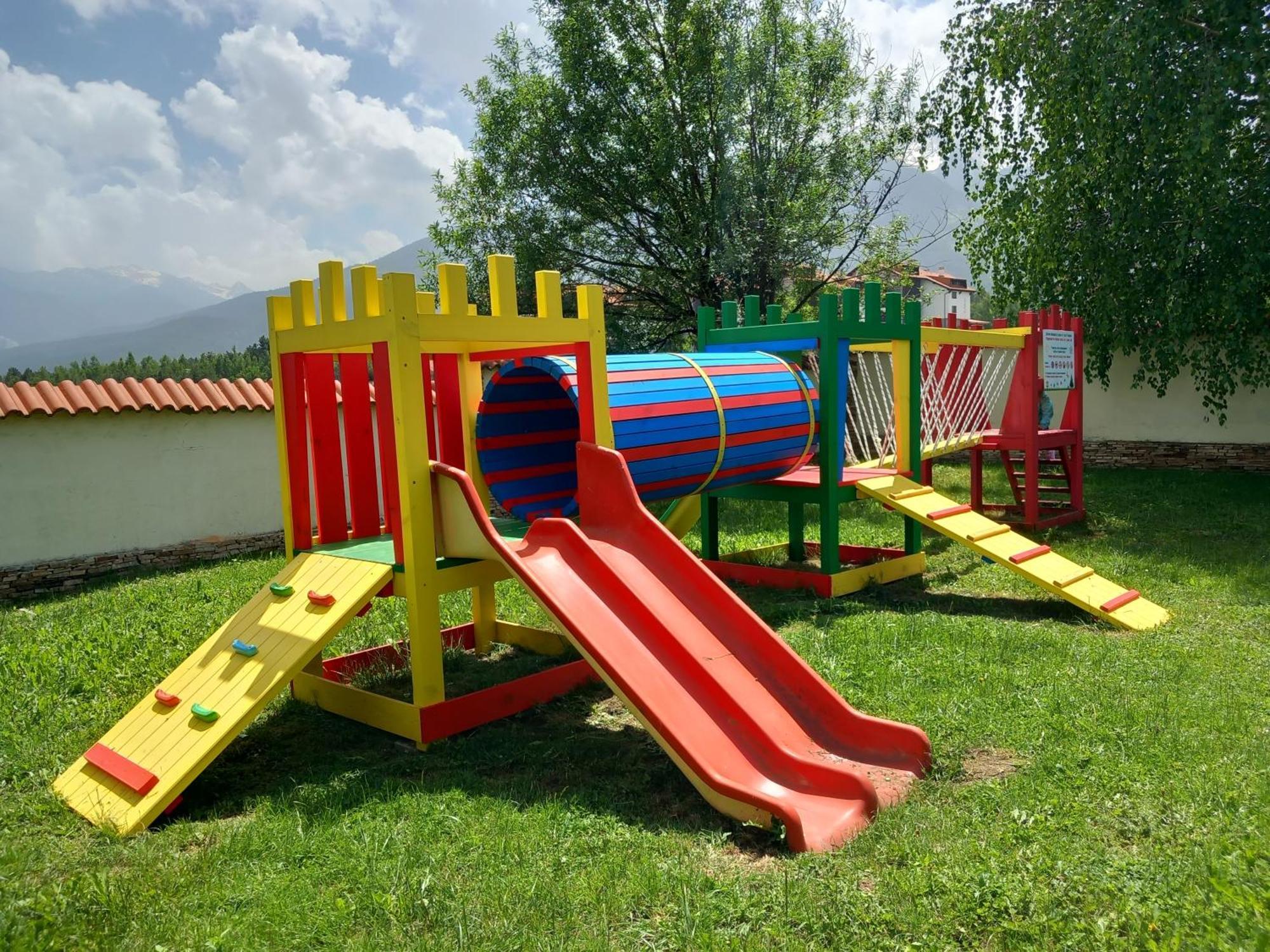 Green Wood Hotel & Spa Bansko Bagian luar foto